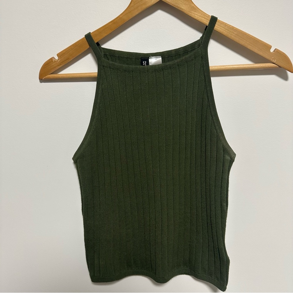 H&M Divided Ribbed Halter Tank Top - Picture 1 of 5